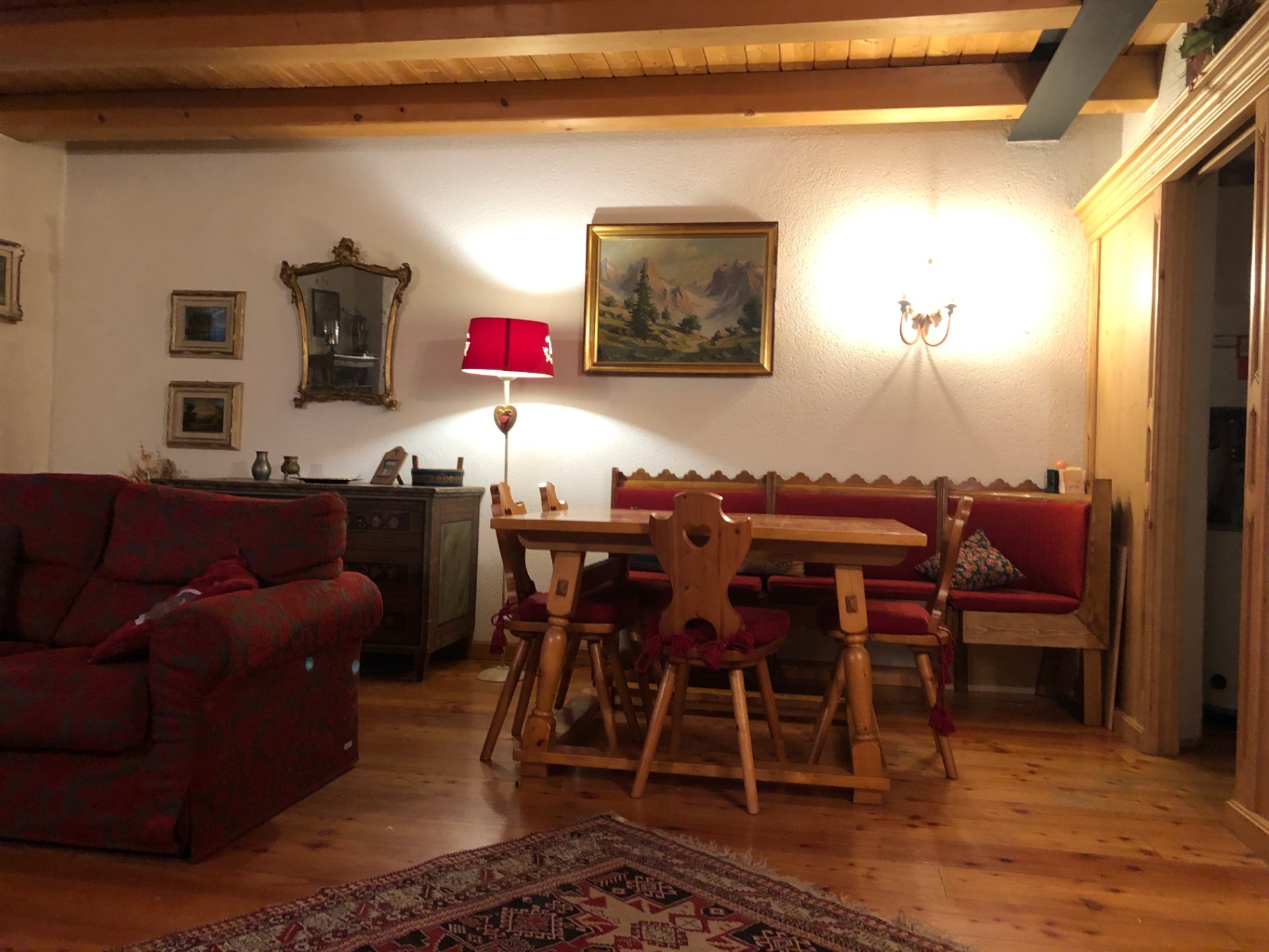 Foto 2 Comodissimo appartamento in centro a Cortina d’Ampezzo (Rif. 36)