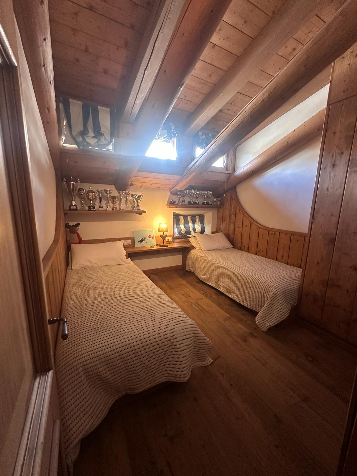 Foto 18 Affitto – Mansarda Luxury Alverà’ – 5 posti letto