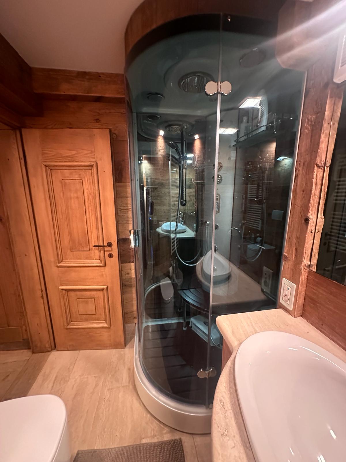 Foto 19 Affitto – Mansarda Luxury Alverà’ – 5 posti letto