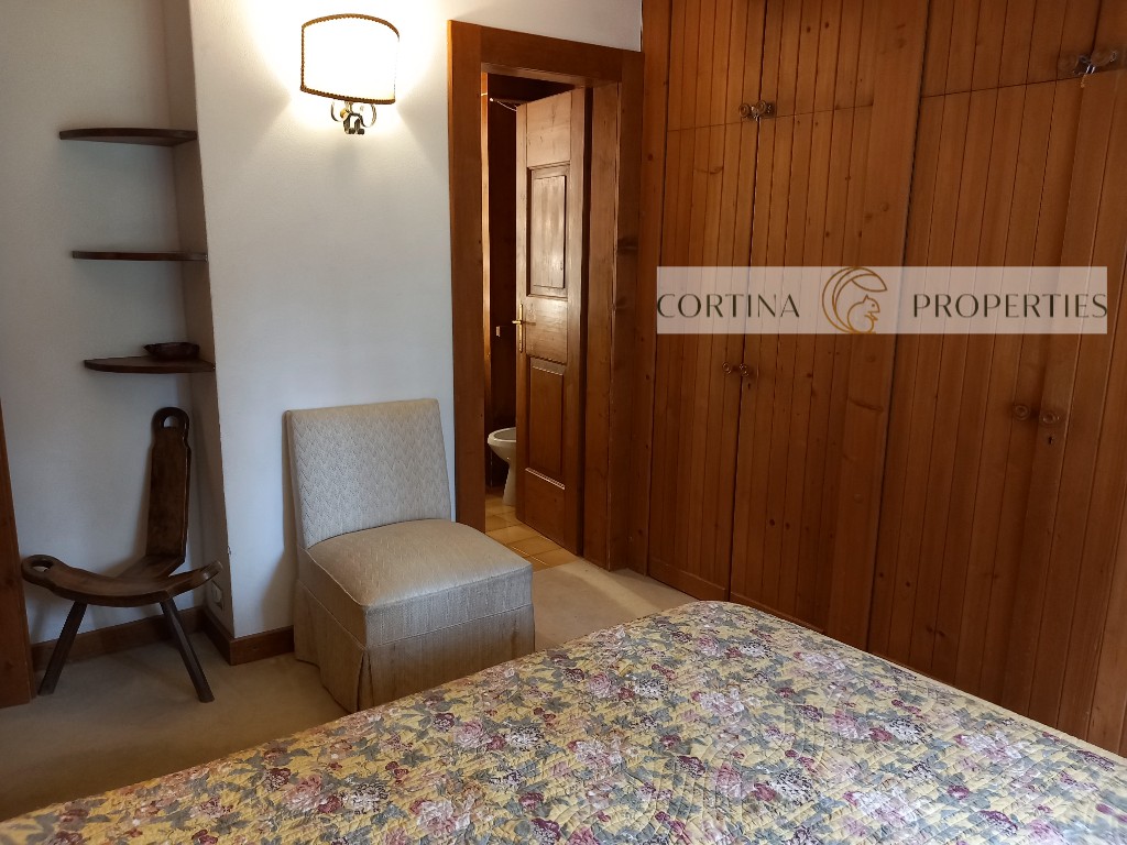 Foto 5 Vendita – Esclusivo appartamento a Pralongo – Cortina
