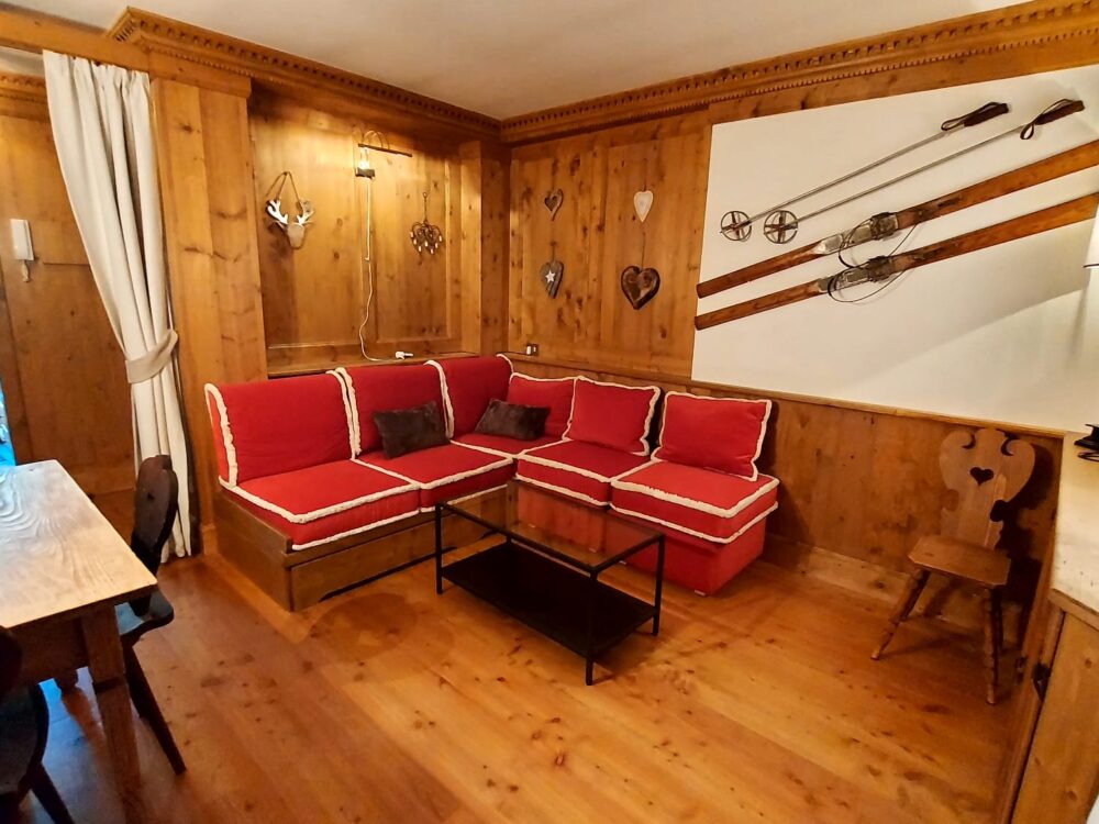 Foto 2 MANSARDA IN CENTRO – CORTINA D’ AMPEZZO