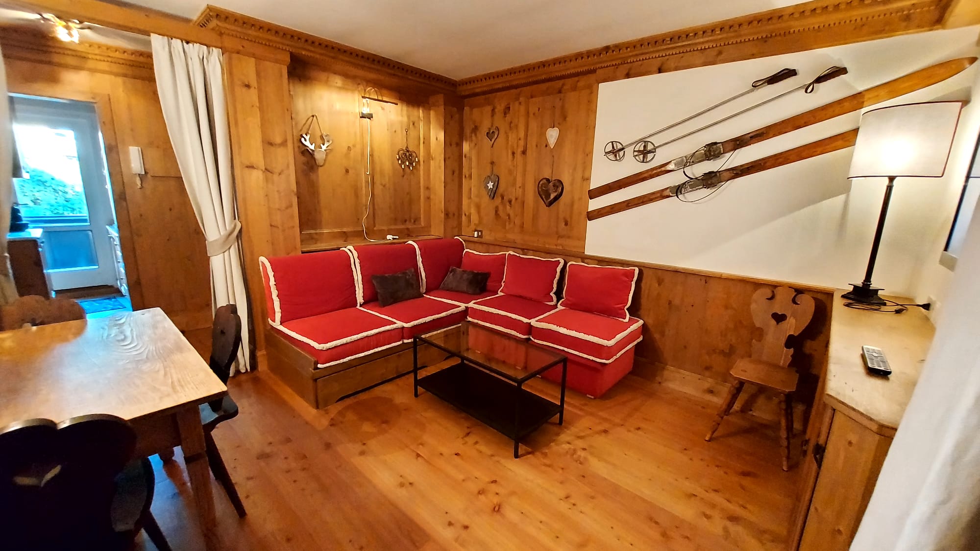 Foto 2 MANSARDA IN CENTRO – CORTINA D’ AMPEZZO