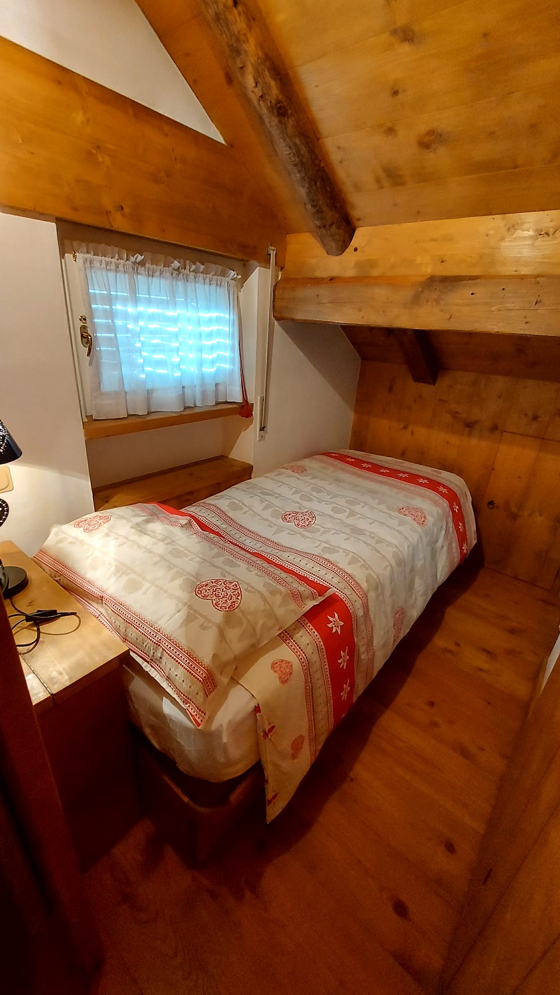 Foto 7 MANSARDA IN CENTRO – CORTINA D’ AMPEZZO