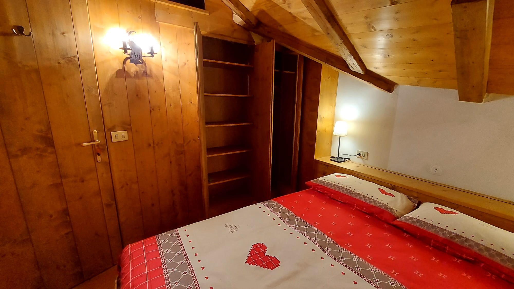 Foto 8 MANSARDA IN CENTRO – CORTINA D’ AMPEZZO