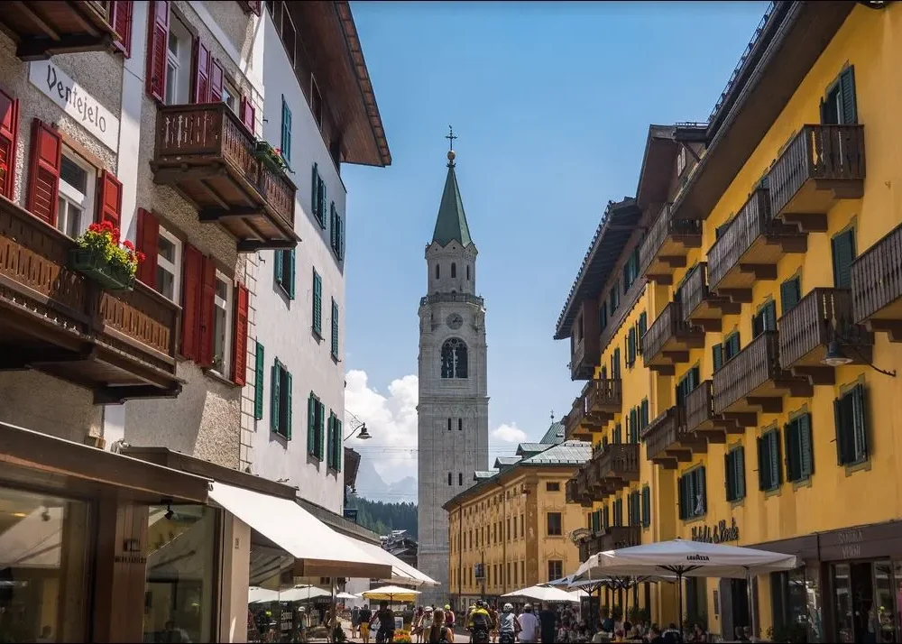 Foto 4 Villa di prestigio in vendita a Cortina d’Ampezzo